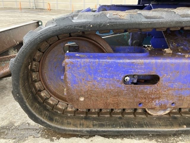 MINI EXCAVATOR — Auction (lot 8461-492)