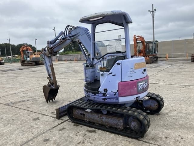 MINI EXCAVATOR — Auction (lot 8461-493)