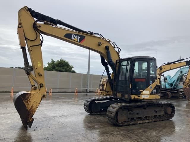 EXCAVATOR — Auction (lot 8461-5)