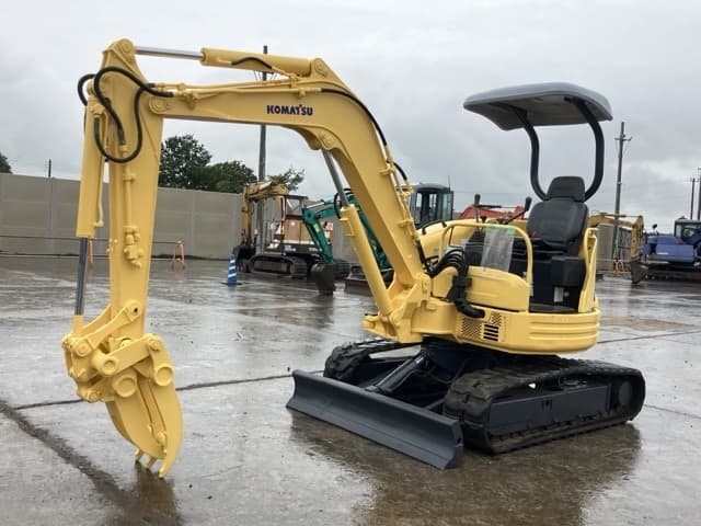 MINI EXCAVATOR — Auction (lot 8461-500)