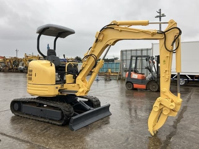 MINI EXCAVATOR — Auction (lot 8461-500)
