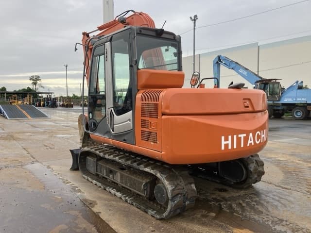 EXCAVATOR — Auction (lot 8461-50002)