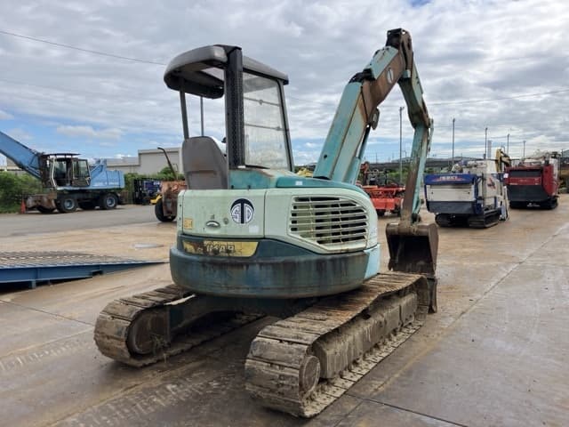 MINI EXCAVATOR — Auction (lot 8461-50005)