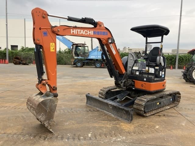 MINI EXCAVATOR — Auction (lot 8461-50007)