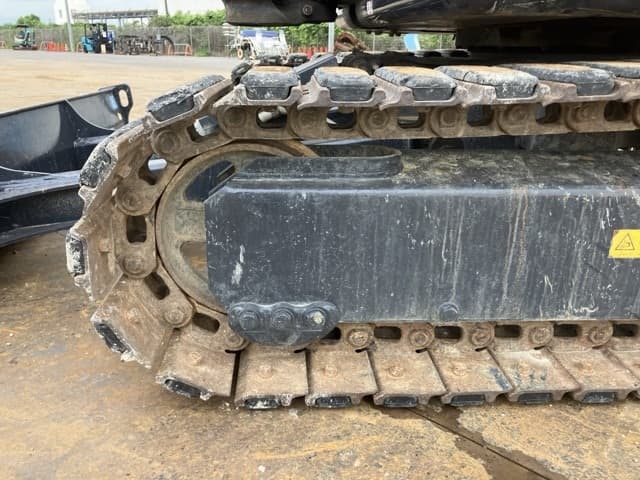 MINI EXCAVATOR — Auction (lot 8461-50007)