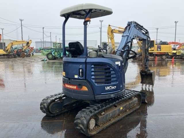 MINI EXCAVATOR — Auction (lot 8461-50008)