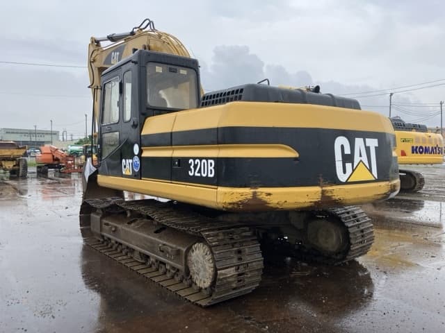 EXCAVATOR — Auction (lot 8461-50009)