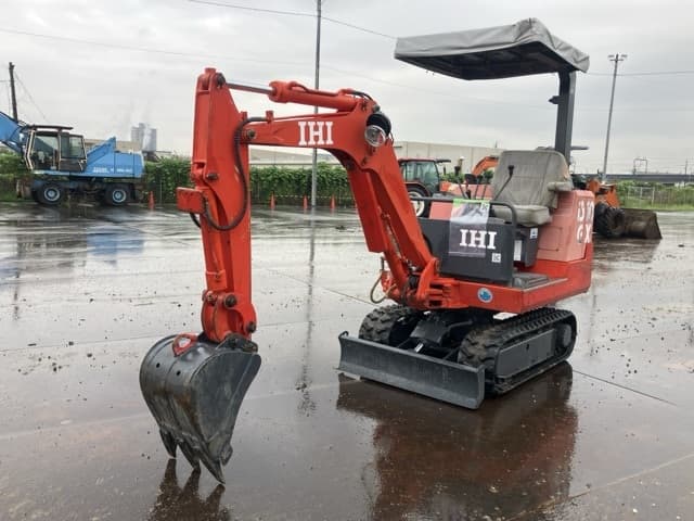 MINI EXCAVATOR — Auction (lot 8461-50011)