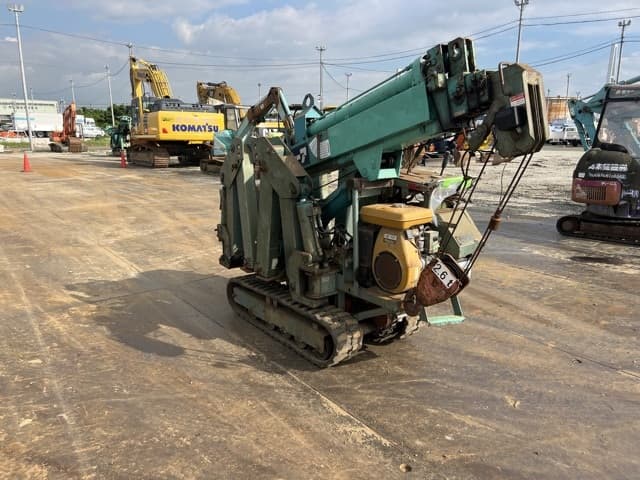MINI CRAWLER CRANE — Auction (lot 8461-50015)