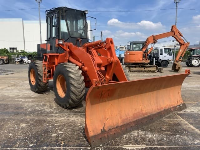WHEEL LOADER — Auction (lot 8461-50016)