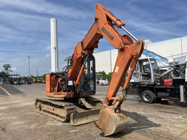 EXCAVATOR — Auction (lot 8461-50018)