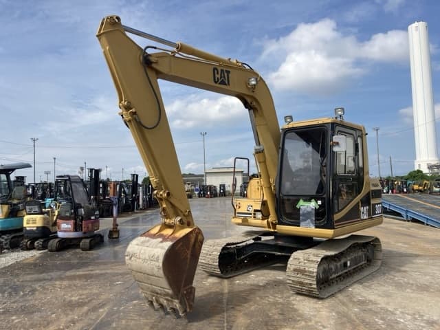EXCAVATOR — Auction (lot 8461-50020)