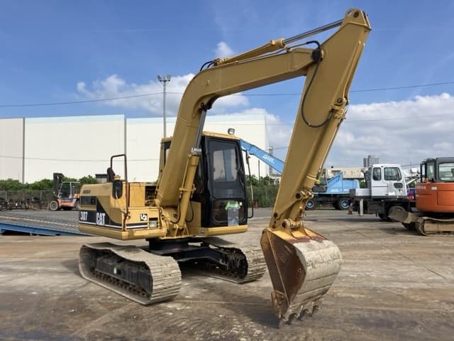EXCAVATOR — Auction (lot 8461-50020)