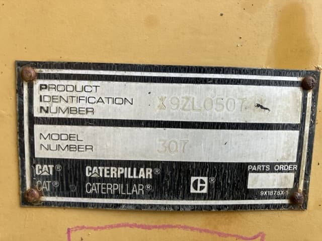EXCAVATOR — Auction (lot 8461-50020)