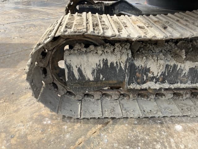 EXCAVATOR — Auction (lot 8461-50020)