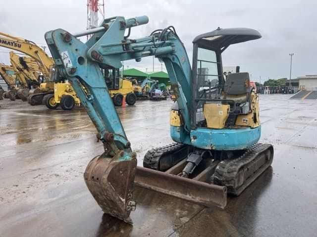 MINI EXCAVATOR — Auction (lot 8461-50026)