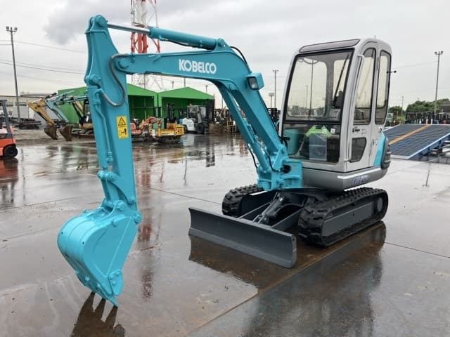 MINI EXCAVATOR — Auction (lot 8461-50028)