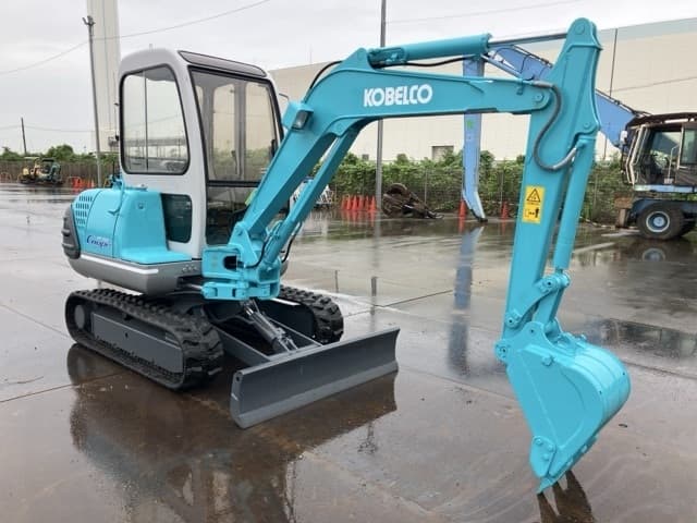 MINI EXCAVATOR — Auction (lot 8461-50028)