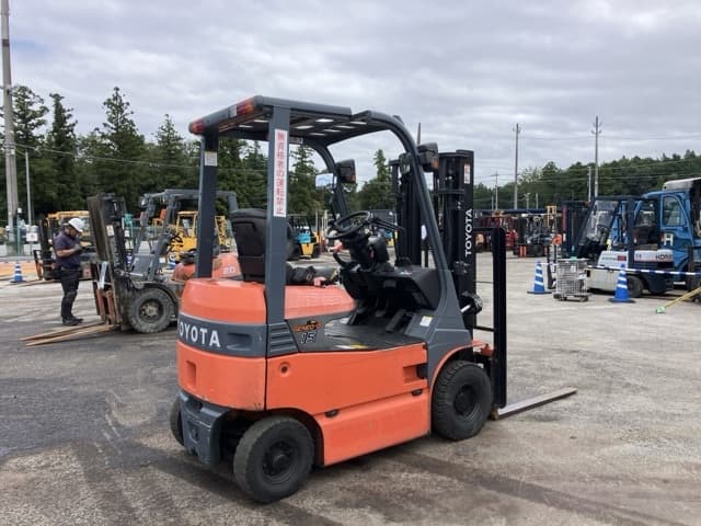 Battery Forklift — Auction (lot 8461-5007)