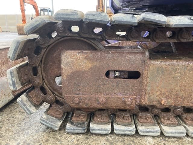 MINI EXCAVATOR — Auction (lot 8461-503)
