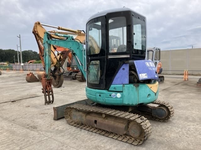 MINI EXCAVATOR — Auction (lot 8461-504)