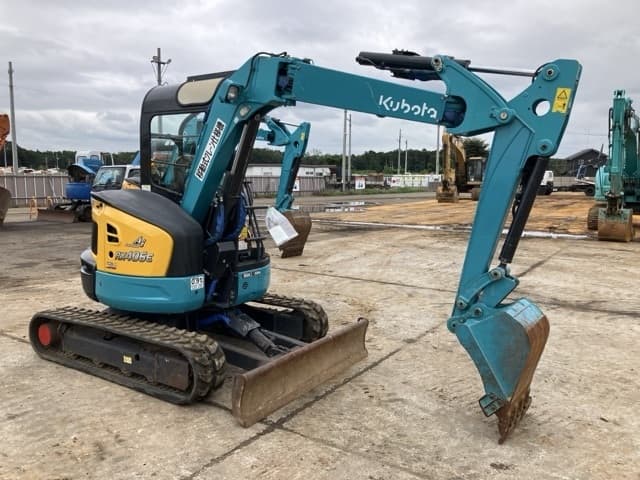 MINI EXCAVATOR — Auction (lot 8461-505)