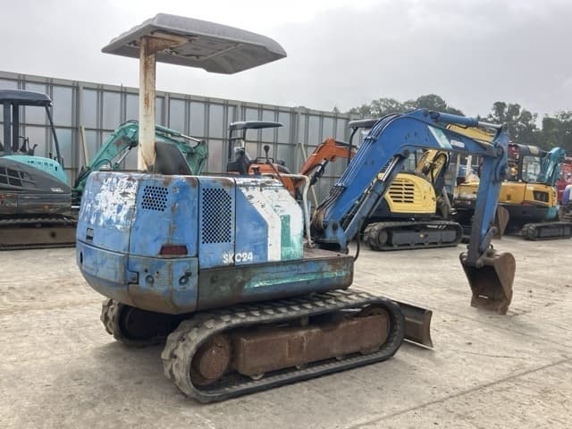 MINI EXCAVATOR — Auction (lot 8461-513)