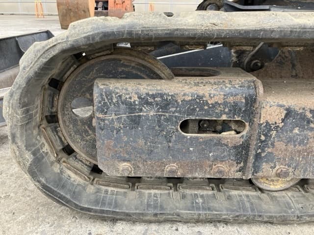 MINI EXCAVATOR — Auction (lot 8461-515)