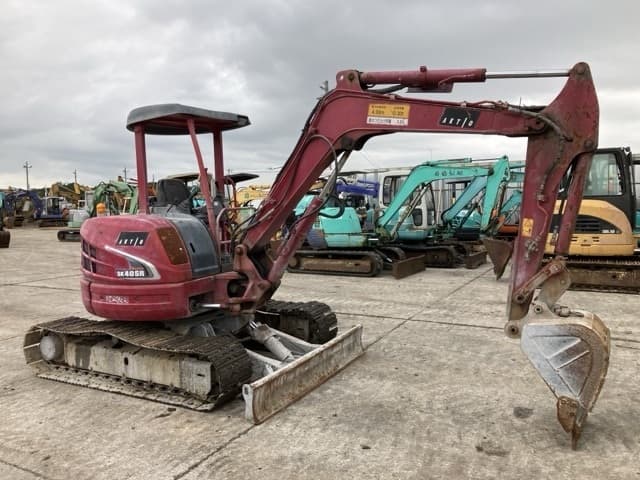 MINI EXCAVATOR — Auction (lot 8461-516)