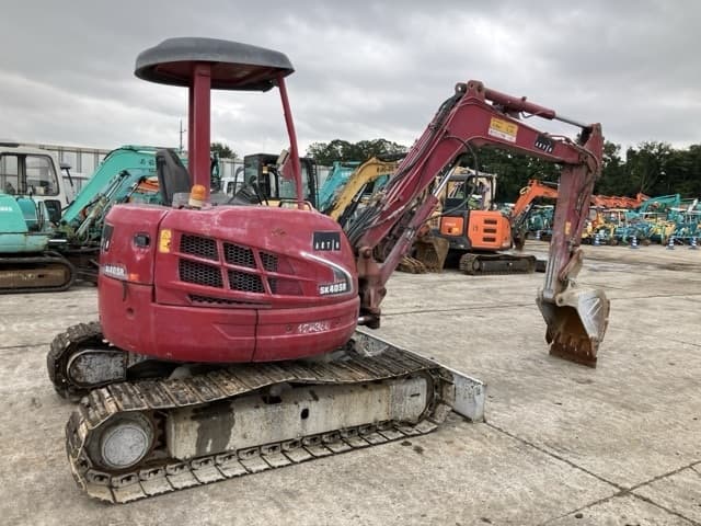 MINI EXCAVATOR — Auction (lot 8461-516)