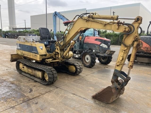 MINI EXCAVATOR — Auction (lot 8461-51801)