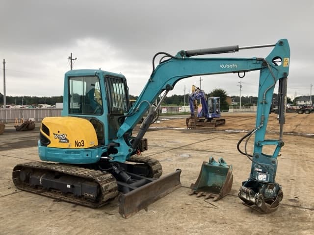MINI EXCAVATOR — Auction (lot 8461-52)