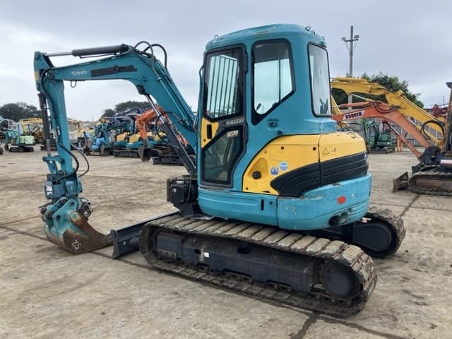 MINI EXCAVATOR — Auction (lot 8461-52)