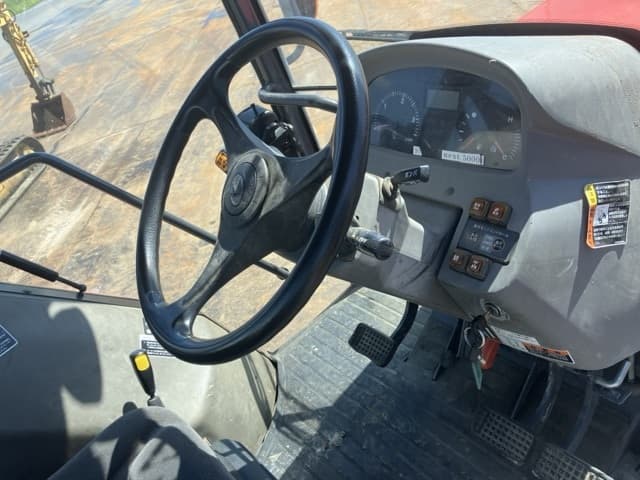 Tractor — Auction (lot 8461-52006)