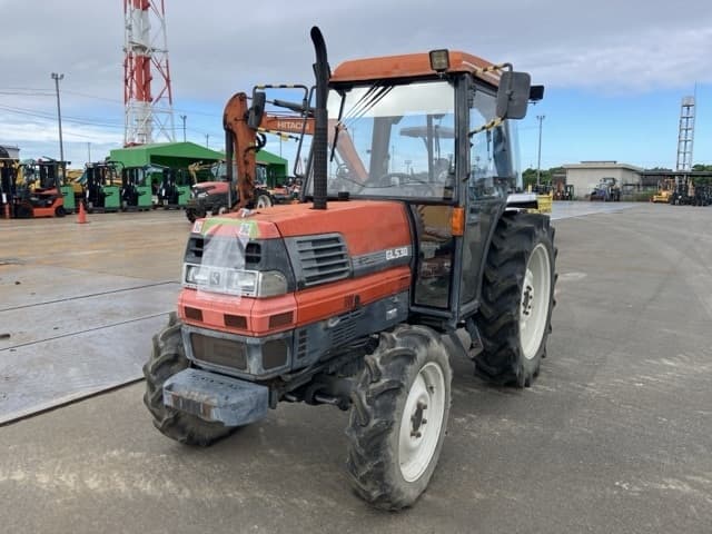 Tractor — Auction (lot 8461-52015)