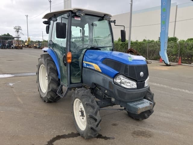 Tractor — Auction (lot 8461-52016)