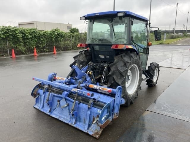 Tractor — Auction (lot 8461-52017)