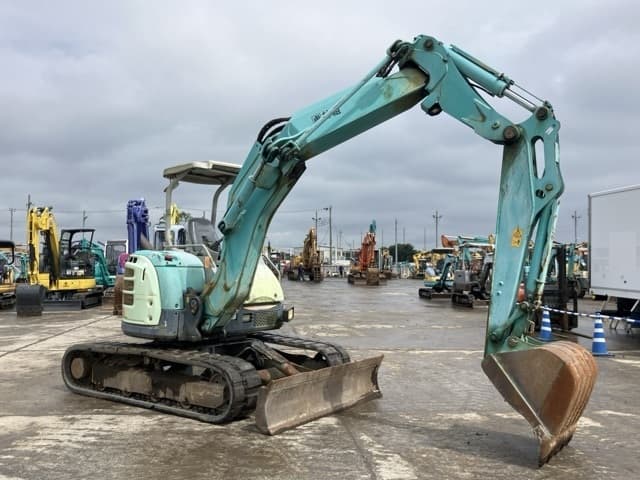 MINI EXCAVATOR — Auction (lot 8461-521)