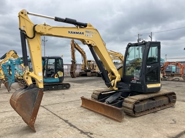 EXCAVATOR — Auction (lot 8461-536)