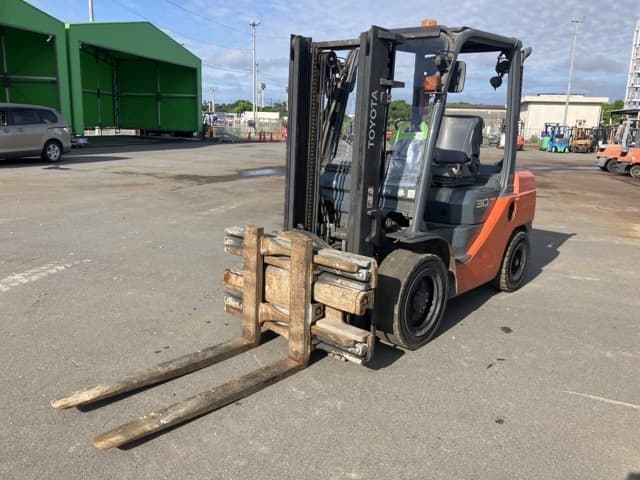 Forklift — Auction (lot 8461-54010)