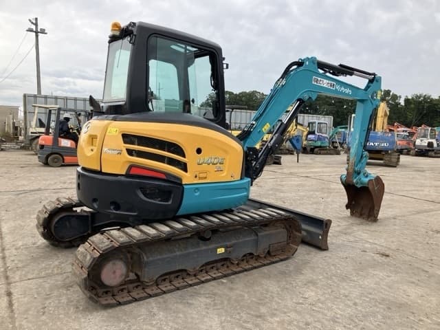MINI EXCAVATOR — Auction (lot 8461-544)