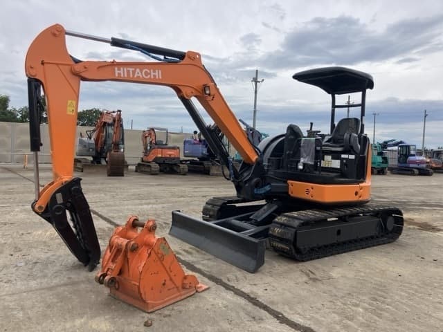 MINI EXCAVATOR — Auction (lot 8461-545)