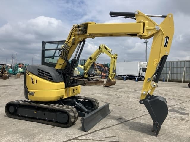 MINI EXCAVATOR — Auction (lot 8461-547)