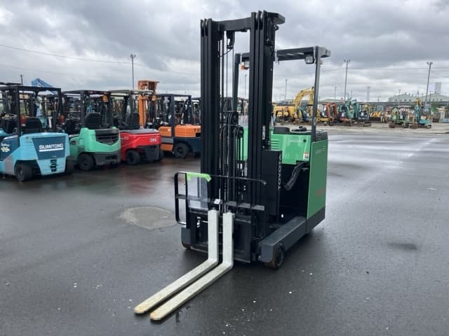 Reach Forklift — Auction (lot 8461-55004)
