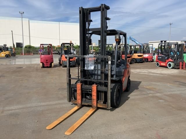 Forklift — Auction (lot 8461-55007)
