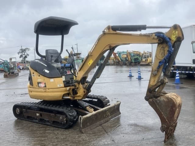 MINI EXCAVATOR — Auction (lot 8461-553)