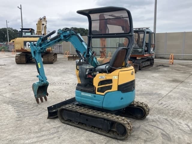 MINI EXCAVATOR — Auction (lot 8461-560)