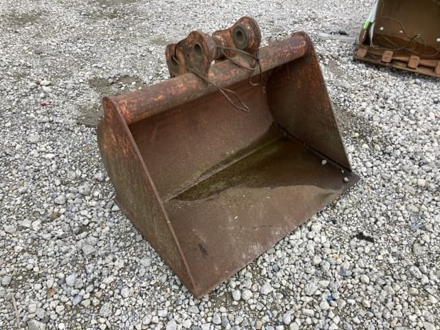 Bucket — Auction (lot 8461-56003)