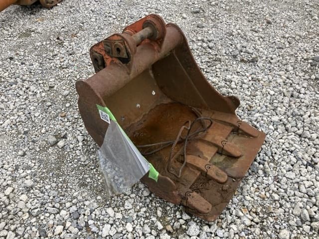 Bucket — Auction (lot 8461-56004)