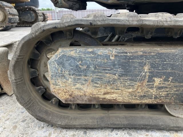 MINI EXCAVATOR — Auction (lot 8461-561)